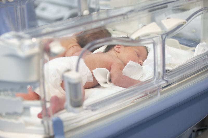 Poród przed terminem - konsekwencje i opieka nad wcześniakiem